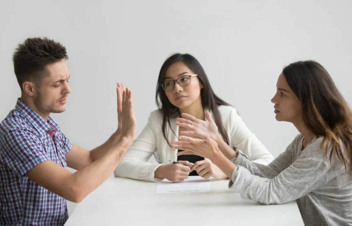 Image of couple arguing in family mediation Hillingdon